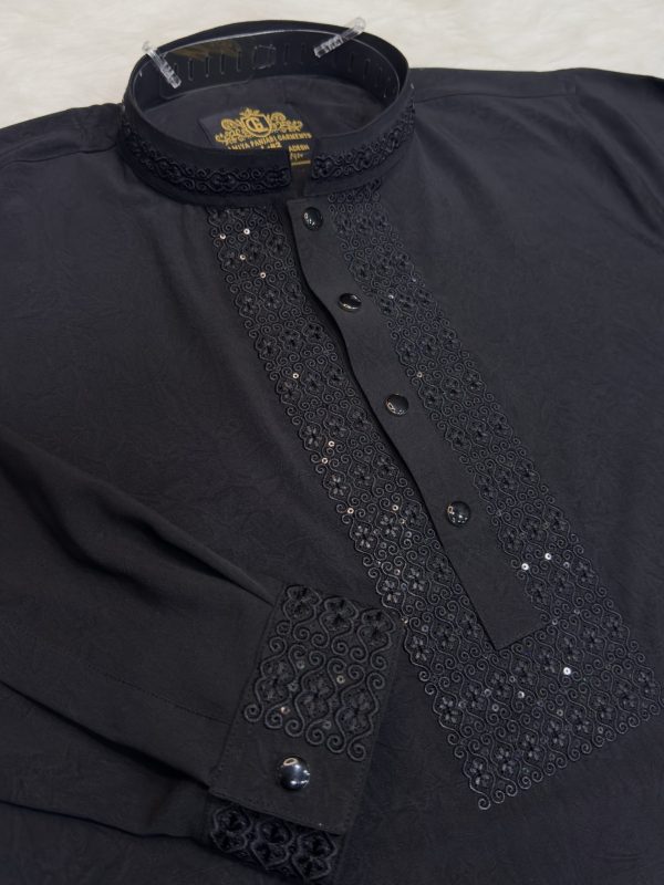 Code: V - 21 - Image 1