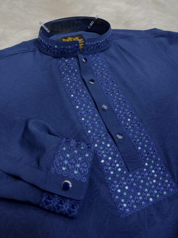 Code: V - 22 - Image 1