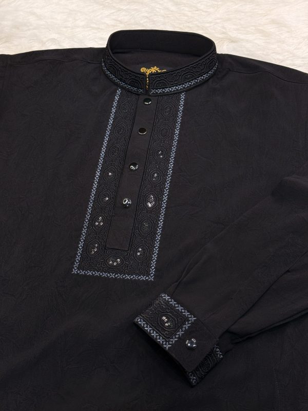 Code: V - 34 - Image 1