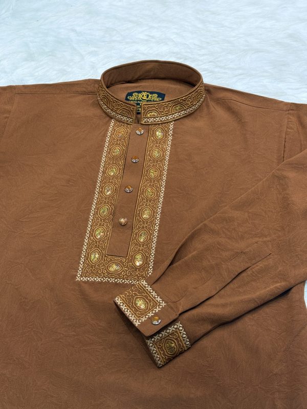 Code: V - 35 - Image 1